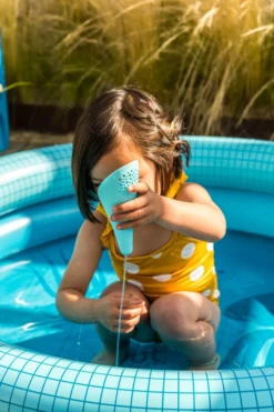 Quut Cuppi Ocean 2-in-1 Schaufel & Sieb Inkl. Kugel -SportX Verkäufe 5425031172444