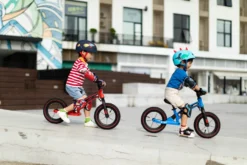 Micro Mobility GB0032 Micro Balance Bike Deluxe Laufrad, Schwarz-Blau -SportX Verkäufe 7630053529222 8