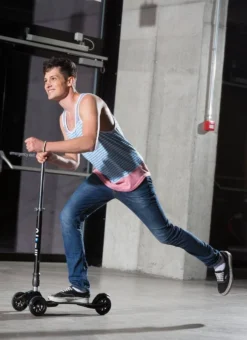 Micro Kickboard Compact Black Matt (Interchangeable) 8 Micro Kickboard Compact Black Matt (Interchangeable) -SportX Verkäufe micro kickboard compact black matt interchangeable 3