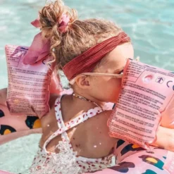 SWIM ESSENTIALS Schwimmen Essentials Rosa Gold Panther Print Swim Straps - 2-6 Jahre -SportX Verkäufe schwimmen essentials rosa gold panther print swim straps 2 6 jahre 3